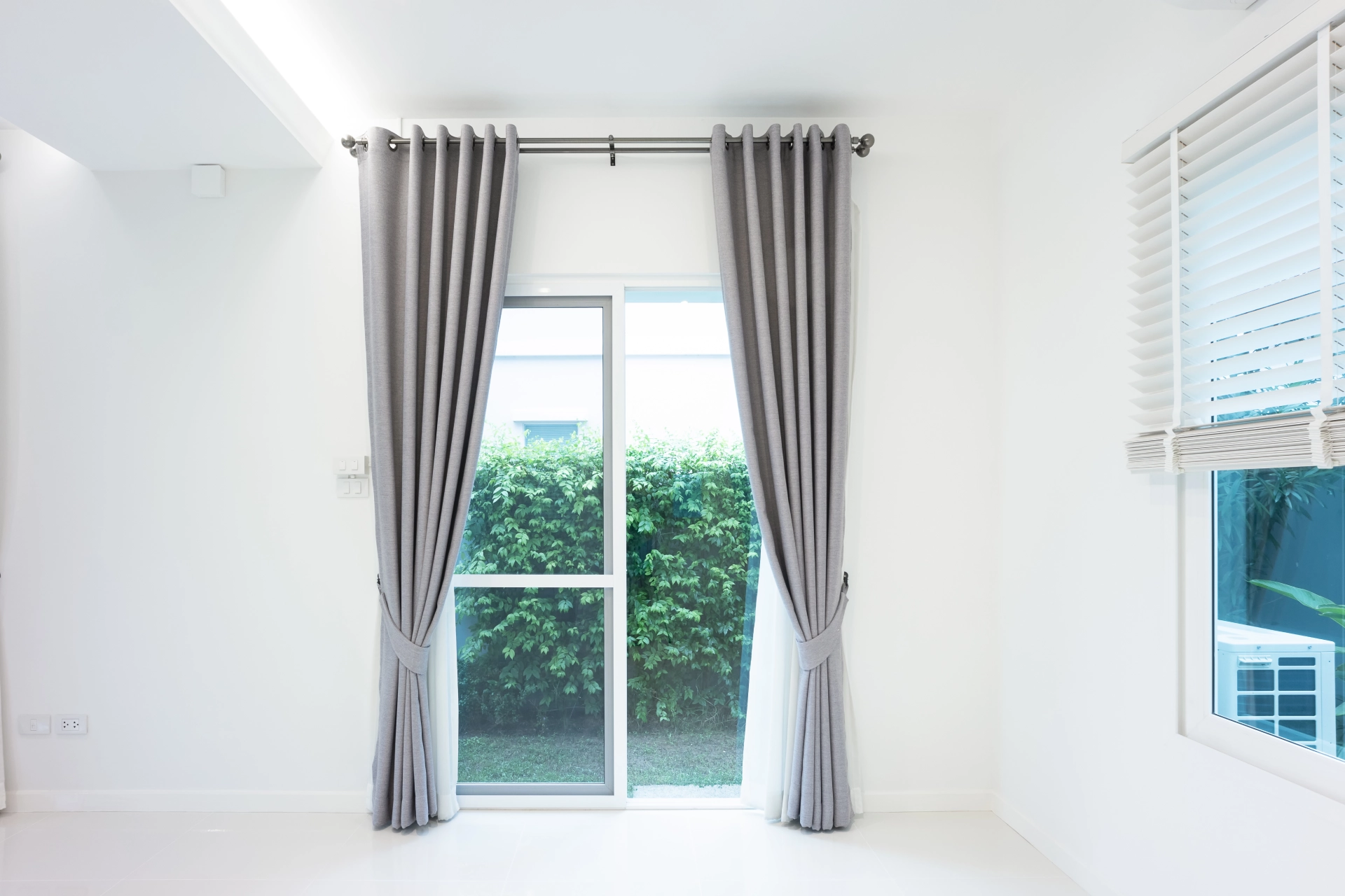 custom vs ready made curtains